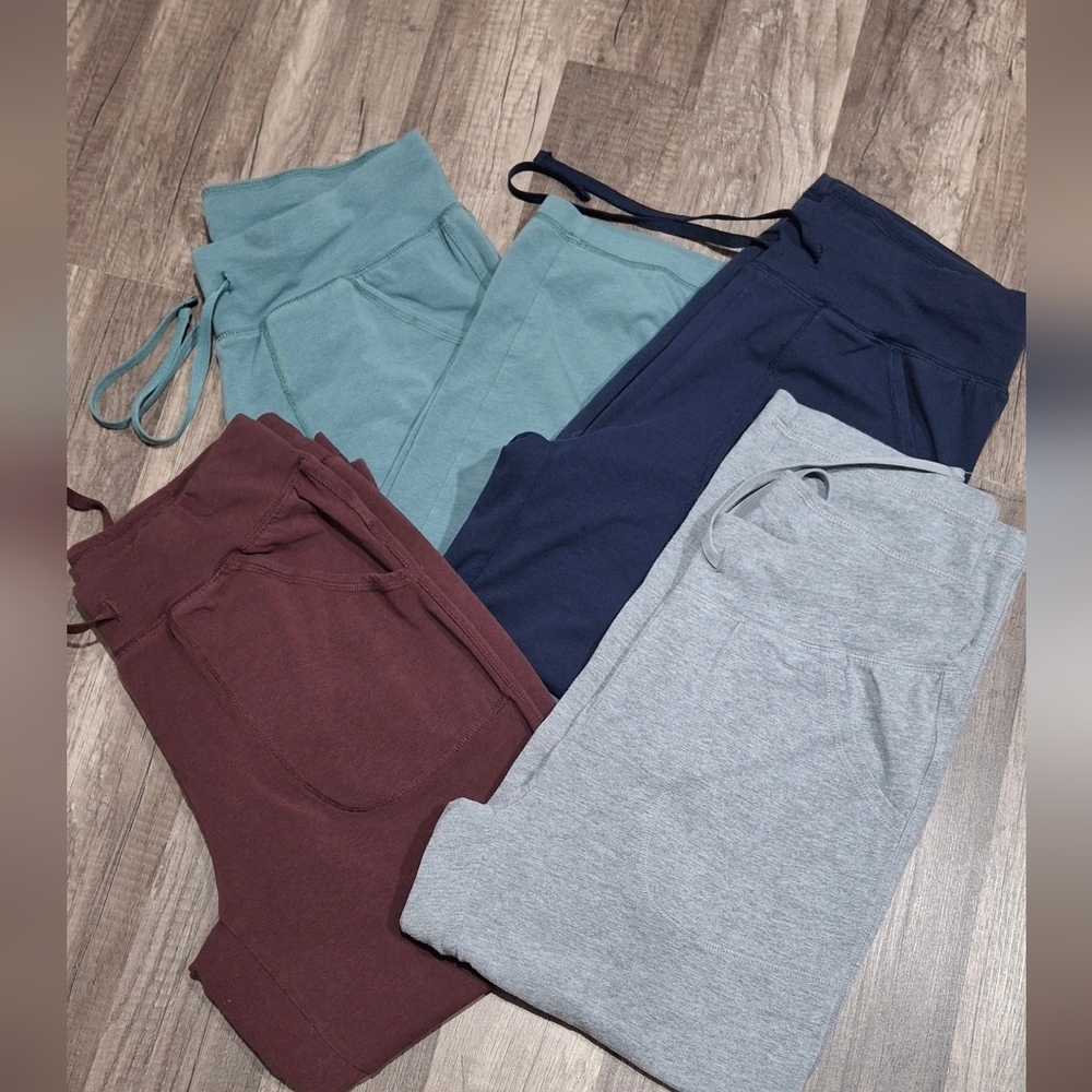 4 Pc Athletic Works Capri Jogger Pants Multiple Colors  Smoke Free Home
